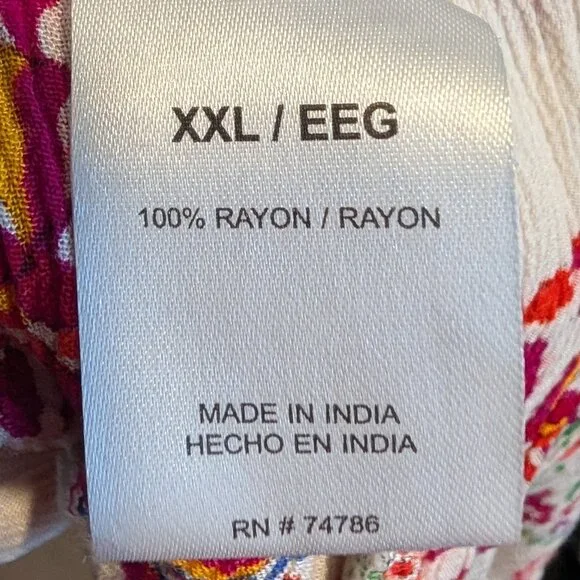 Beautiful Bila 3/4 sleeved top with floral print - Women's Size XXL - Picture 5 of 7